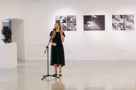 Odprtje razstave Koroški pečat Mirsada Begića - Dialog kiparja in fotografinje Nike Hölcl (15)